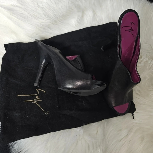 Giuseppe Zanotti Shoes - GIUSEPPE Zanotti Design black Mules heels sz 37.5